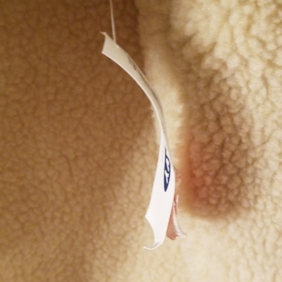 Womens beige and black lined hoody.  Perfect for f - Picture 6 of 6